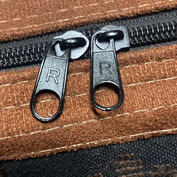 Vintage Floral Patterned Barrel Needlepoint Women's Bag - Picture 13 of 14